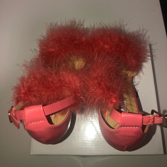 Coral pink/Dark peach Fur single sole heels - Picture 4 of 8